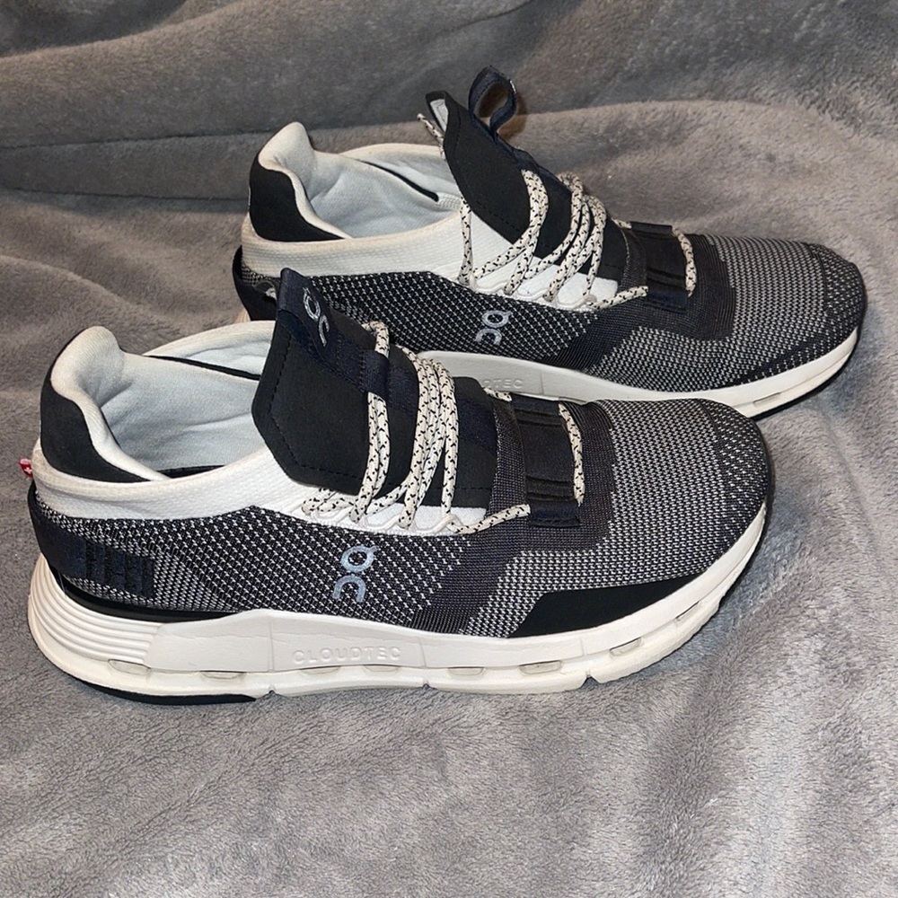 on cloud nova’s! Size 8.5 womens!